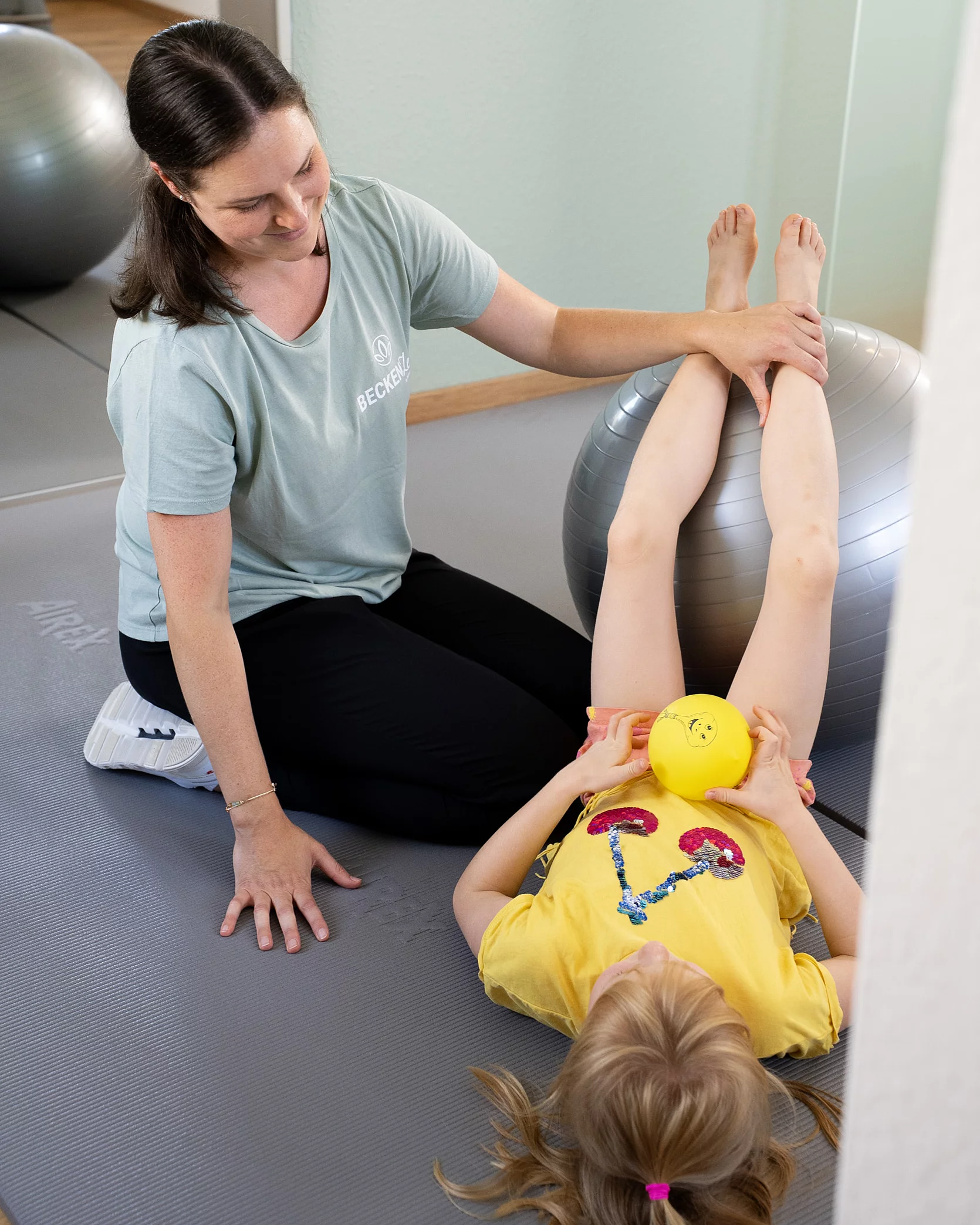 Beckenzeit by PHYSIOGRAF